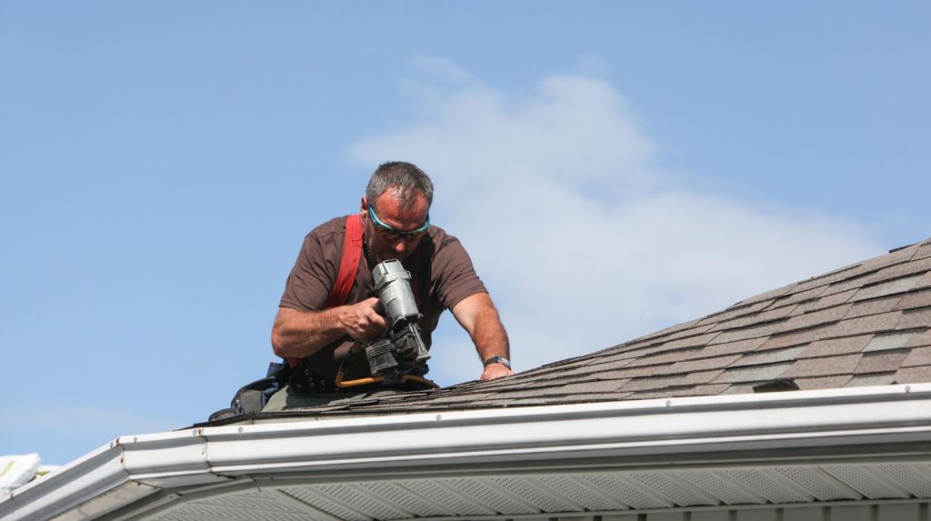 How to Choose the Right Roofing Contractor in Edmonton